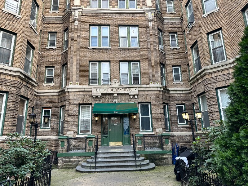 Building Photo - 264-268 Palisade Ave