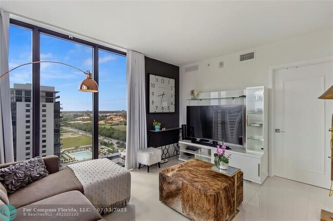 Building Photo - 5300 NW 85th Ave