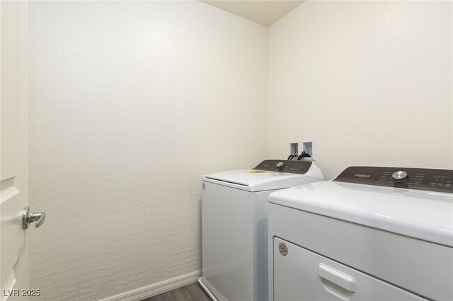 Building Photo - 4152 Sandia Star Dr