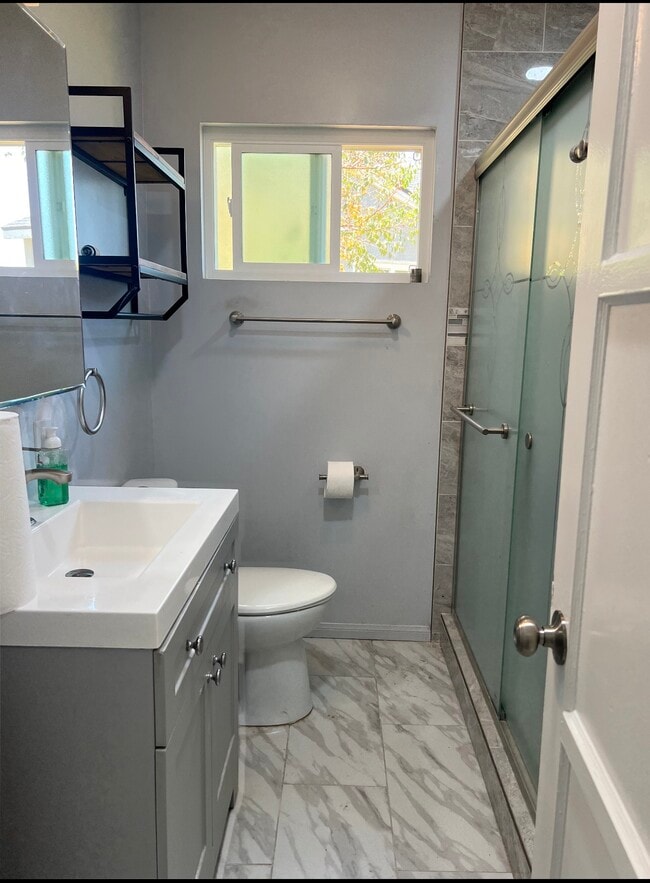 Building Photo - 8803 Aldrich St