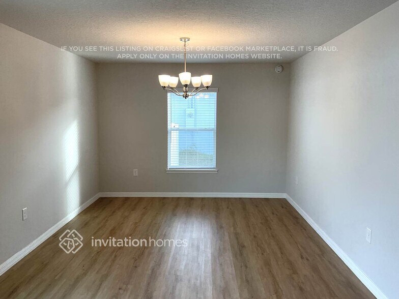 Building Photo - 2039 Harbell Ave SW