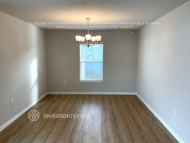 Building Photo - 2039 Harbell Ave SW