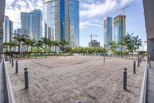 Building Photo - 888 Biscayne Blvd
