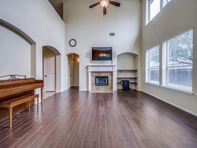 Building Photo - 7003 Chittamwood Dr