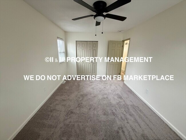 Building Photo - 816 S Montclaire Dr