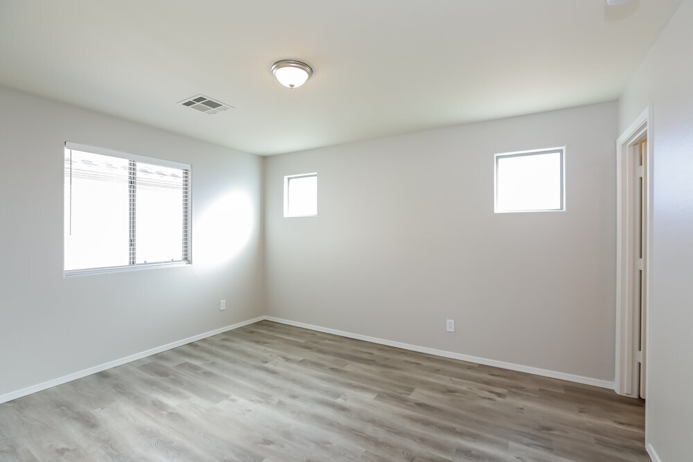 Building Photo - 4043 W Pedro Ln