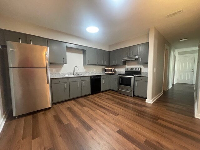 Building Photo - "Spacious 3-Bed, 2-Bath Duplex Retreat in ...