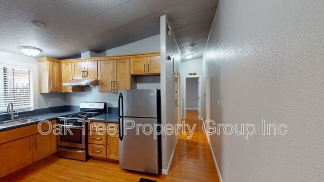 Building Photo - 2219 23rd Ave