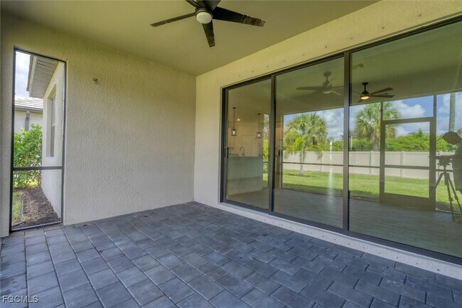 Building Photo - 11368 Canopy Loop