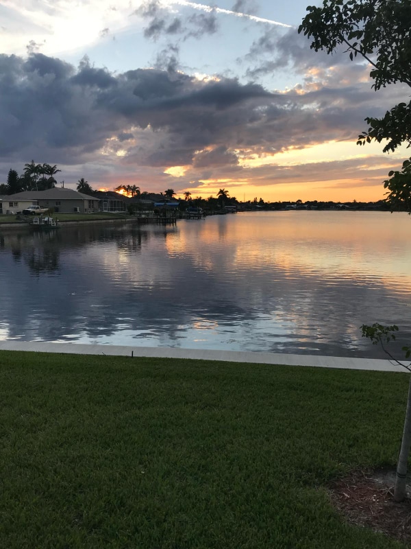 Building Photo - 546 SE 5th Ave