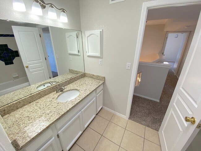 Building Photo - 10936 Loma Alta Pl