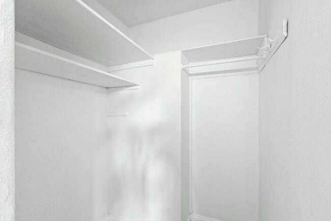 Building Photo - NEWLY RENOVATED Home For Rent in St Peters...