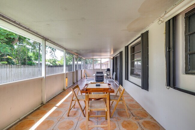 Building Photo - 10934 SW 158th Terrace