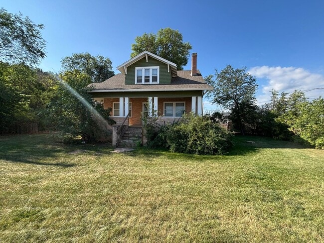 Building Photo - 3 BED | 1 BATH | HOME | WEST RAPID