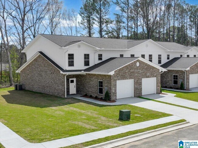 Building Photo - 304 GARDEN St