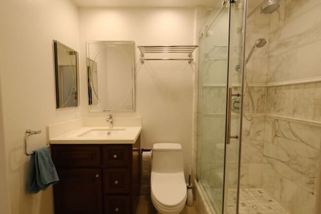 Building Photo - Stunning 3 bedroom home in San Clemente