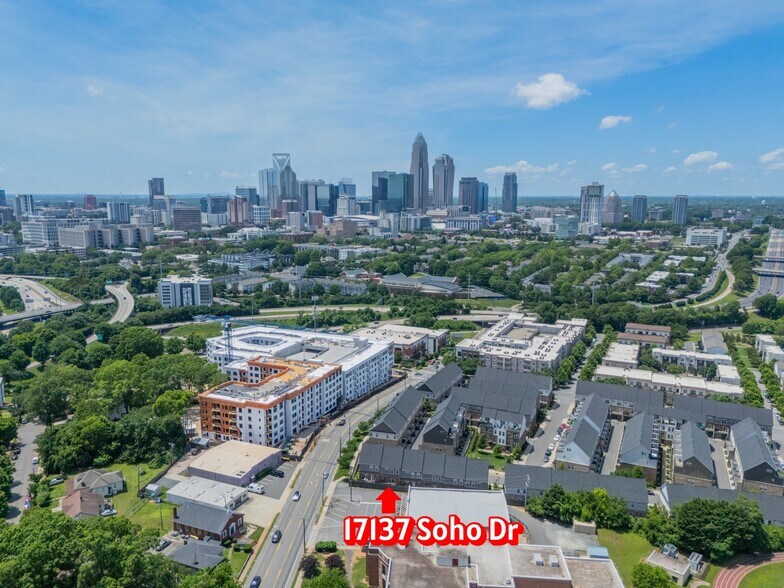 Building Photo - 17137 Soho Dr