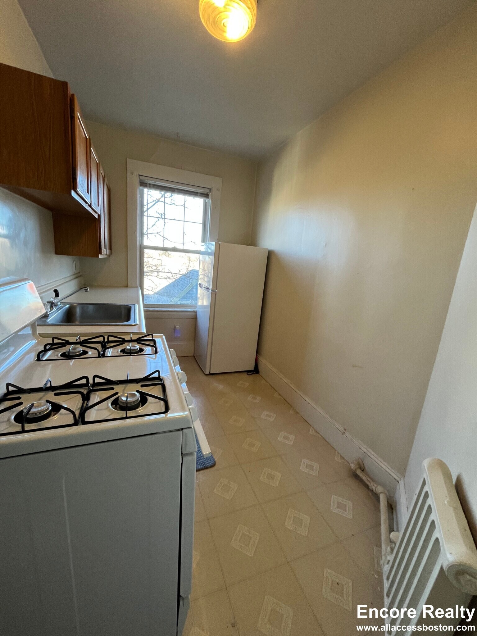 Building Photo - 157 Summer St