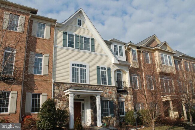 Building Photo - 24907 Earlsford Dr