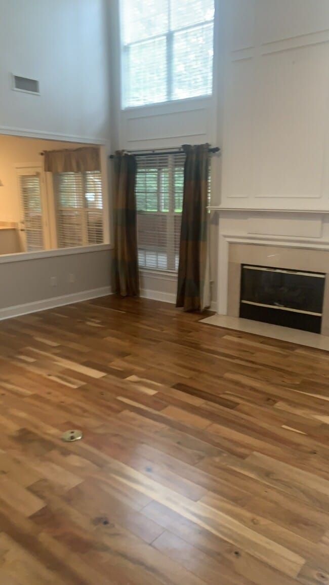 Building Photo - 11106 Knight Castle Dr