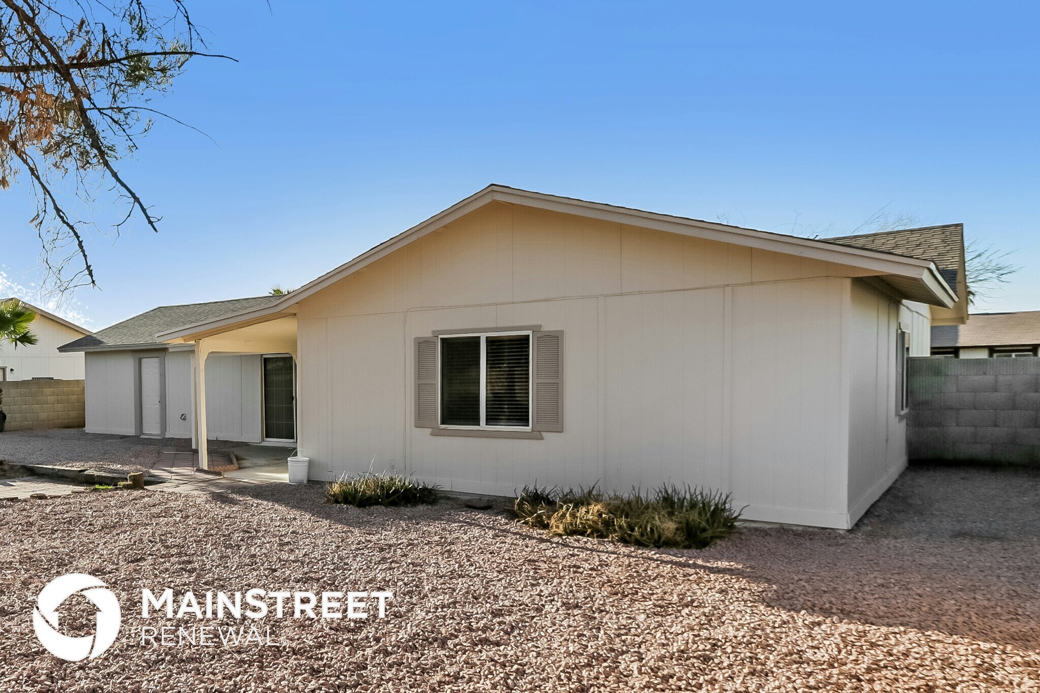 Building Photo - 5122 E Nambe St