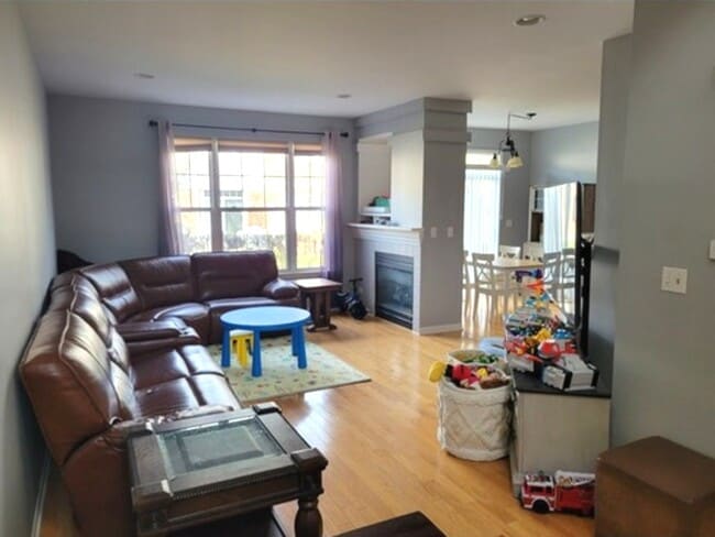 Building Photo - 453 Pine Lake Cir