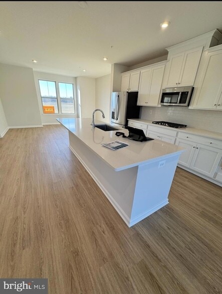 Building Photo - 3511 St Robin Ln