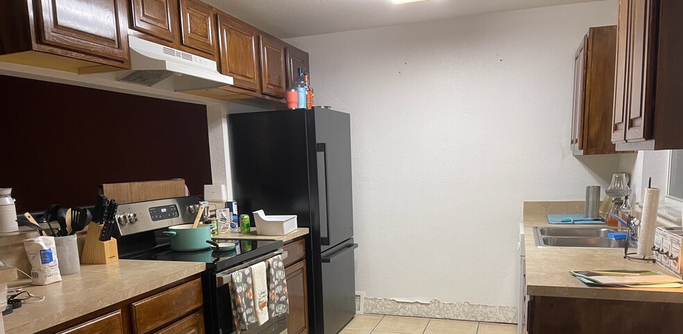 Building Photo - 133 Wilson Way NE