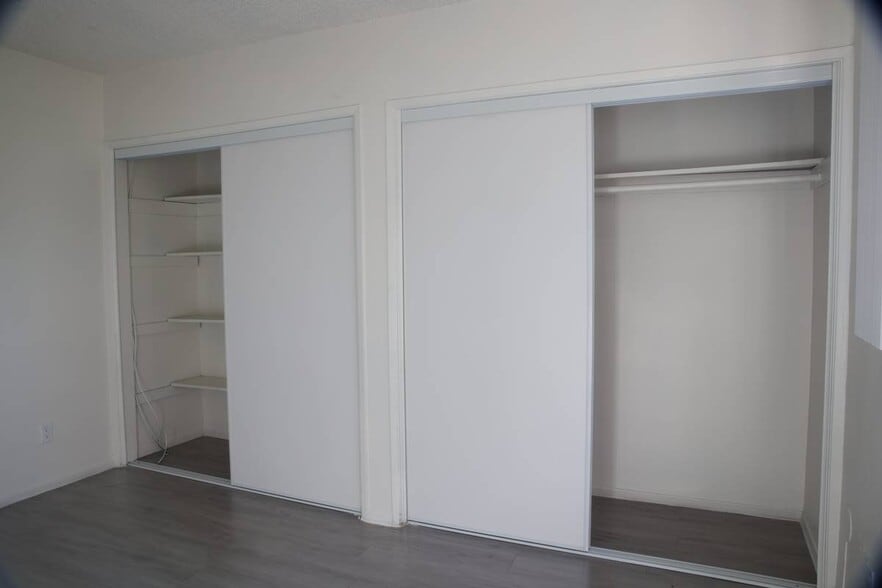 Building Photo - 915 N Wilton Pl