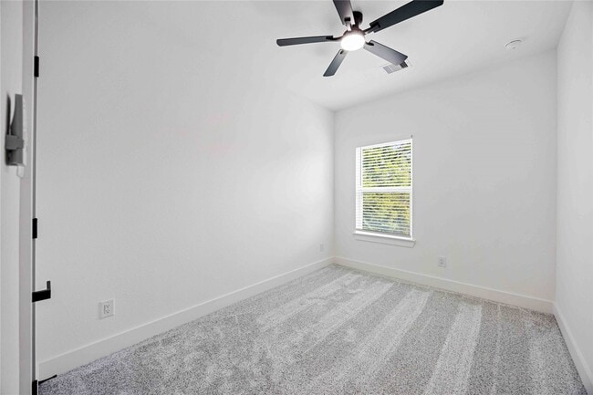 Building Photo - 4125 Shelby Cir