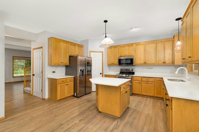 Building Photo - 10935 Eagle View Pl