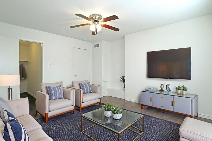 Interior Photo - Villas at Mueller