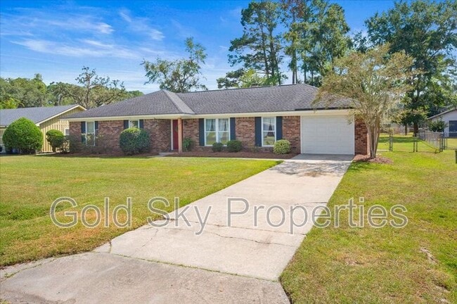 Building Photo - 210 Pine Grove Dr