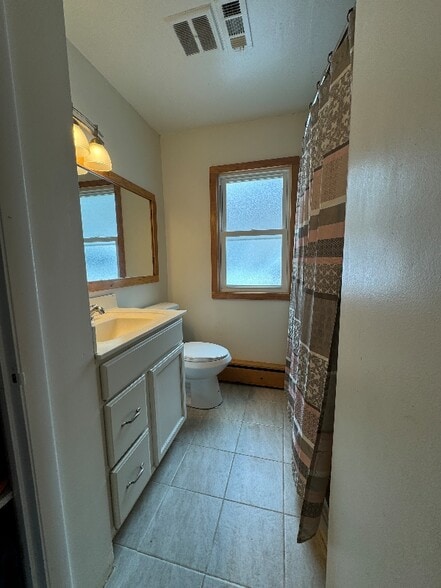 Building Photo - 430 E 309th St