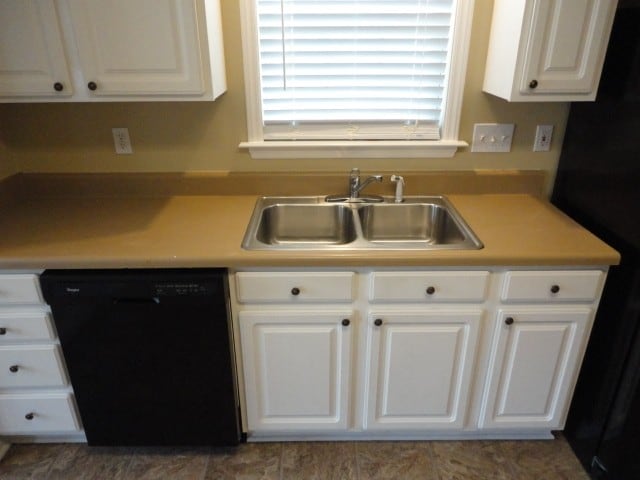 Building Photo - 3643 Signet Dr