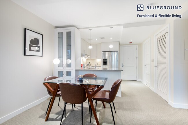 Building Photo - 425 8th St NW