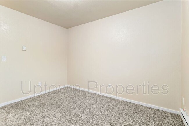 Building Photo - 17354 SW Merlo Rd