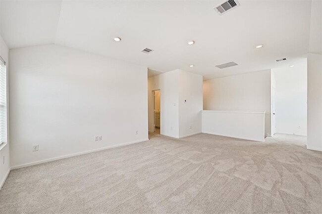 Building Photo - 2710 Meridian Spgs Dr