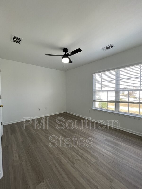 Building Photo - 16 Evonvale Ct