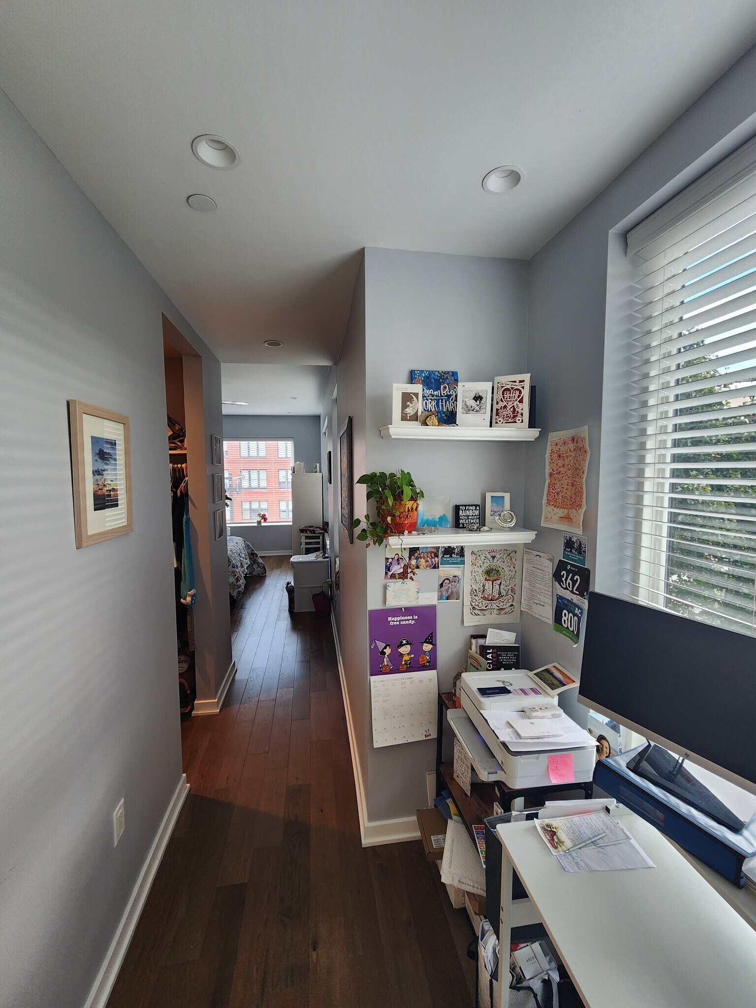 Building Photo - 1500 N American St