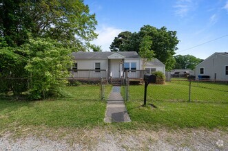 Building Photo - Renovated Ranch-Style Gem in Virginia Beach