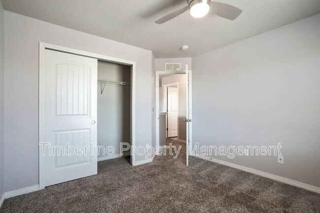 Building Photo - 10202 Boulder Ridge Dr