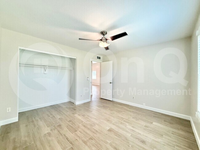 Building Photo - 537 S Danyell Dr