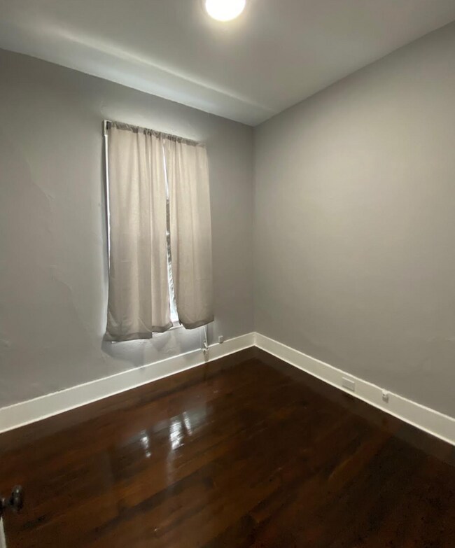 Building Photo - 2525 Filbert St