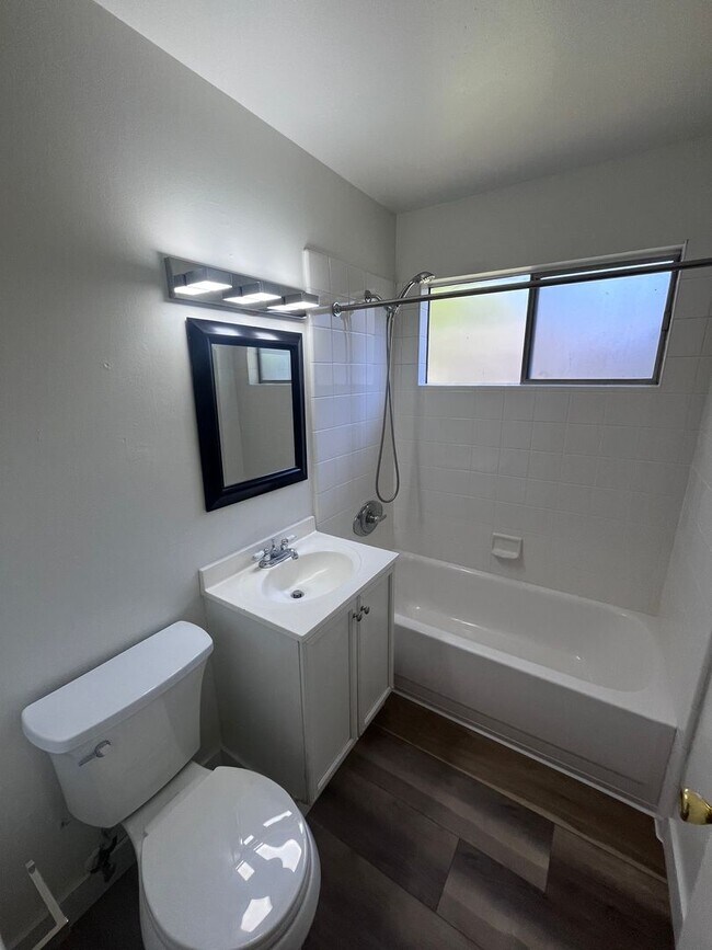 Building Photo - NICE HOME IN RANCHO CORDOVA!!