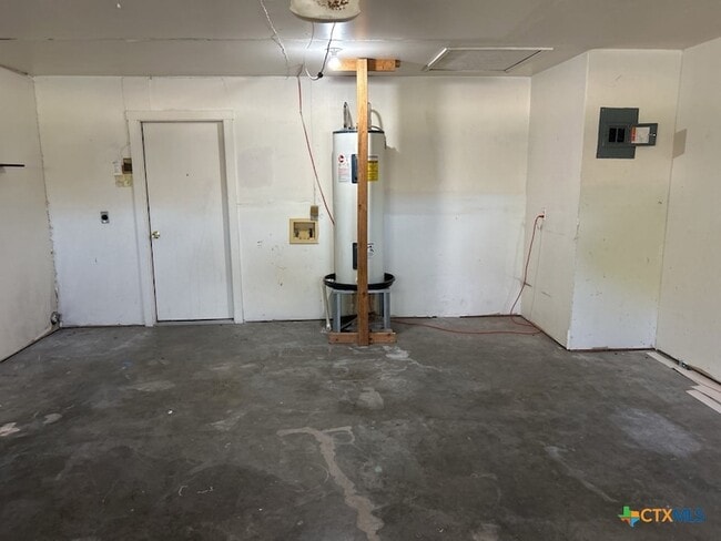 Building Photo - 4403 Jana Dr