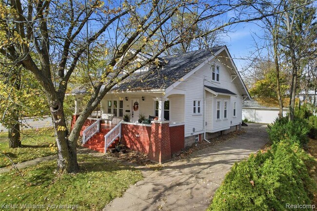 Building Photo - 101 Base Line Rd