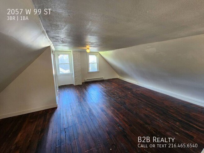 Building Photo - 2057 W 99th St