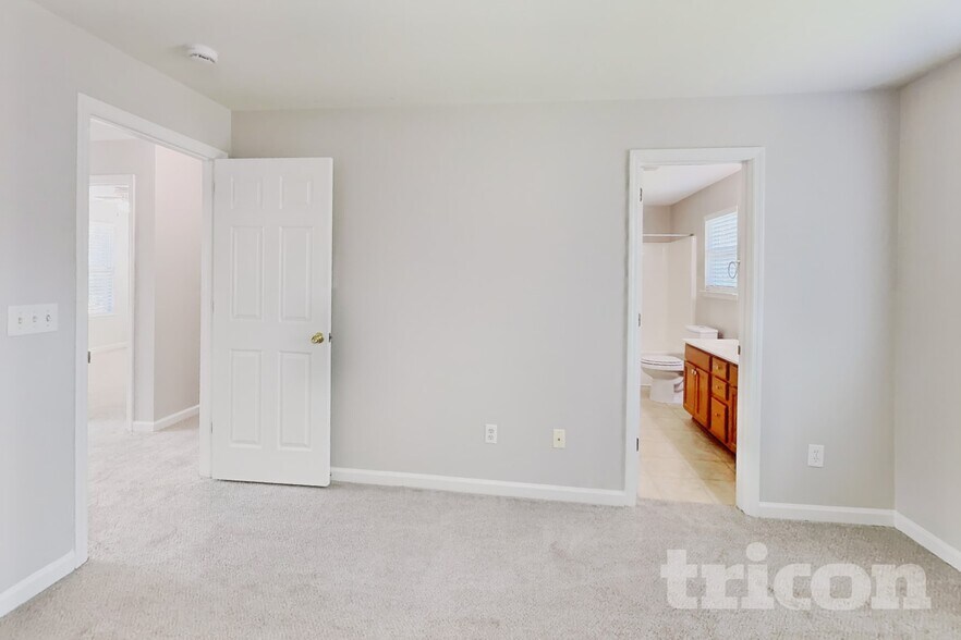 Building Photo - 2083 Prescott Way