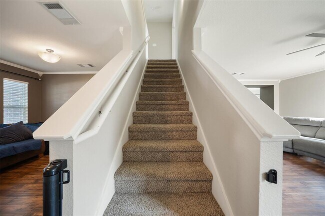 Building Photo - 308 Sunny Brook Dr